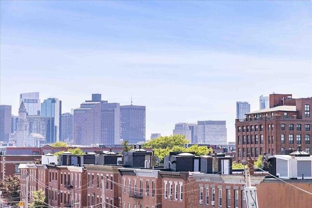 156 Porter St 320, Boston, MA 02128