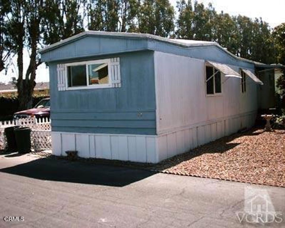 2178 Thrush Avenue J, Oxnard, CA 93033