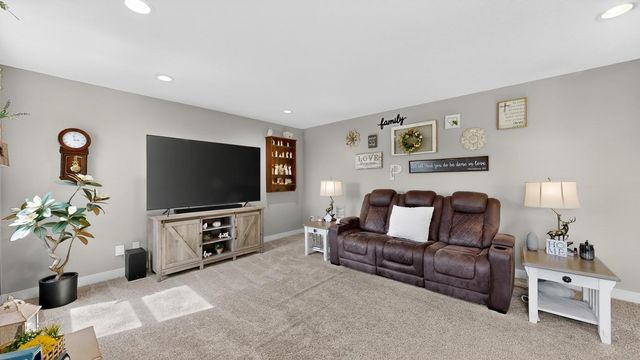 4826 57th Street NW, Rochester, MN 55901