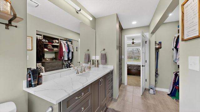 4826 57th Street NW, Rochester, MN 55901