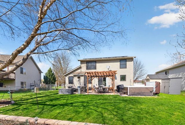 4826 57th Street NW, Rochester, MN 55901