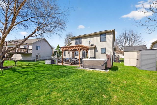 4826 57th Street NW, Rochester, MN 55901