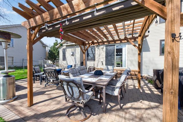 4826 57th Street NW, Rochester, MN 55901