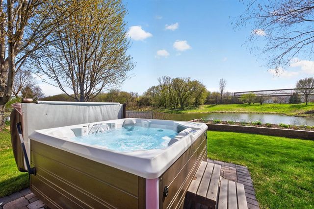 4826 57th Street NW, Rochester, MN 55901