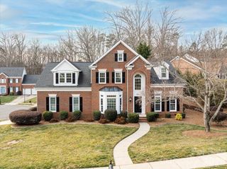 425 Clairview Lane, Matthews, NC 28105