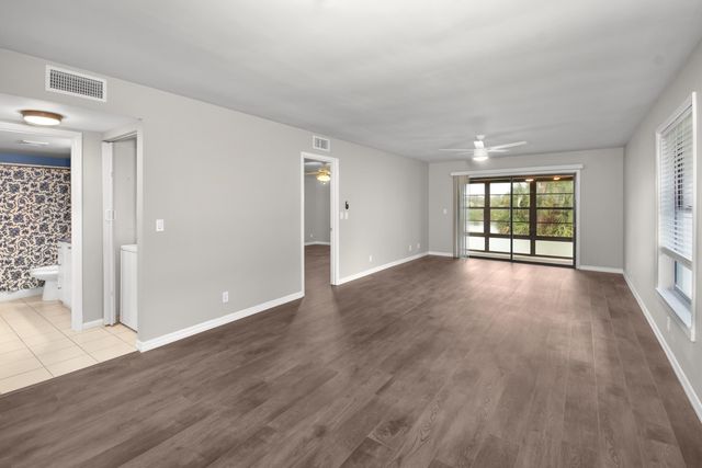 241 SW South River Drive 206, Stuart, FL 34997