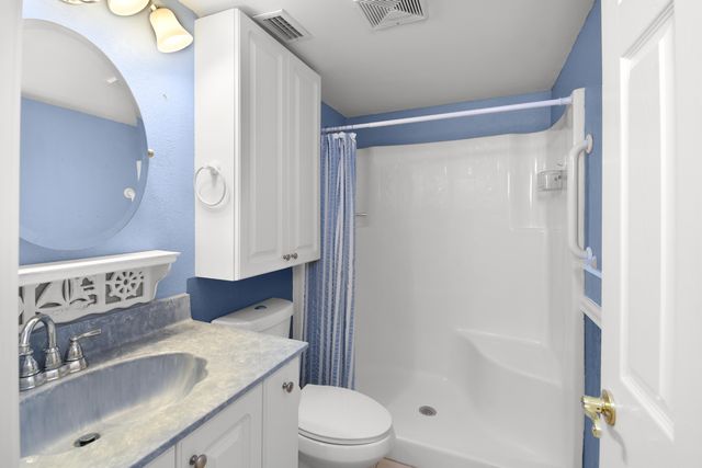 241 SW South River Drive 206, Stuart, FL 34997