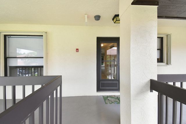 241 SW South River Drive 206, Stuart, FL 34997