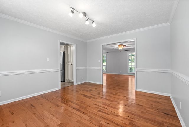 339 Wells Ct, Clarksville, TN 37043