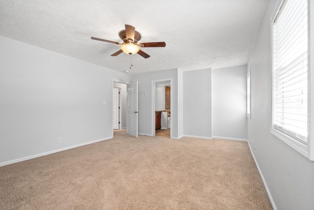 339 Wells Ct, Clarksville, TN 37043