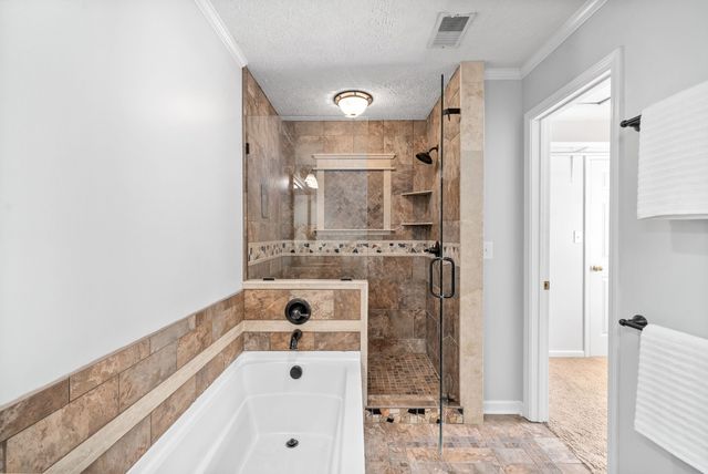 339 Wells Ct, Clarksville, TN 37043