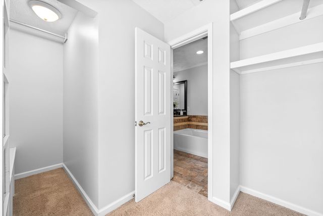 339 Wells Ct, Clarksville, TN 37043