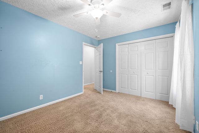 339 Wells Ct, Clarksville, TN 37043