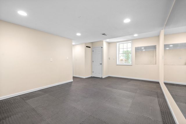 339 Wells Ct, Clarksville, TN 37043