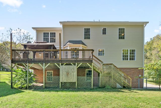 339 Wells Ct, Clarksville, TN 37043