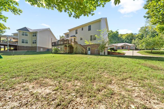 339 Wells Ct, Clarksville, TN 37043