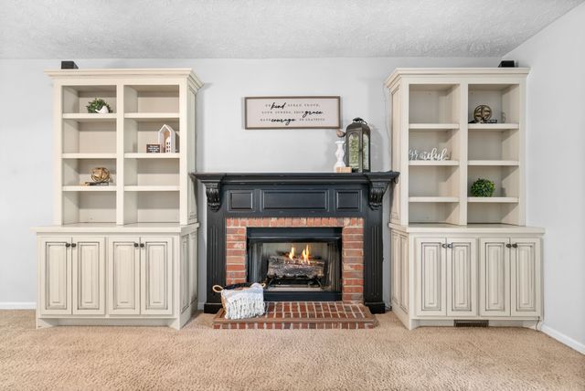 339 Wells Ct, Clarksville, TN 37043