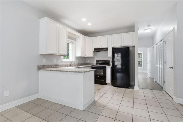 562 Woodlawn Avenue NW, Atlanta, GA 30318