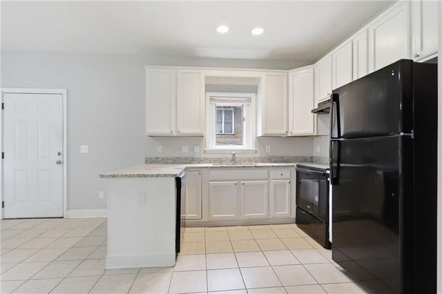 562 Woodlawn Avenue NW, Atlanta, GA 30318