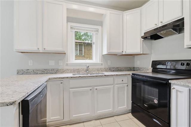 562 Woodlawn Avenue NW, Atlanta, GA 30318