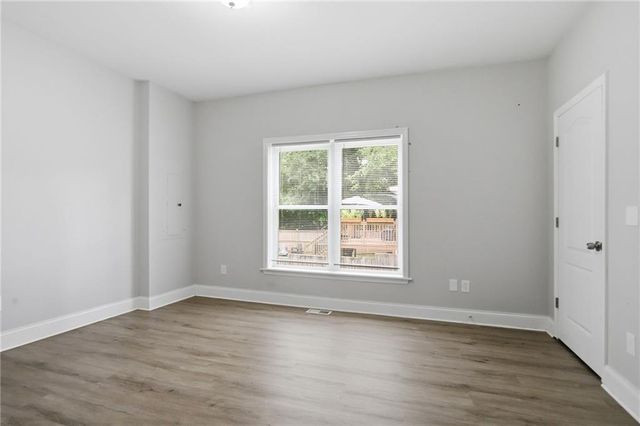 562 Woodlawn Avenue NW, Atlanta, GA 30318