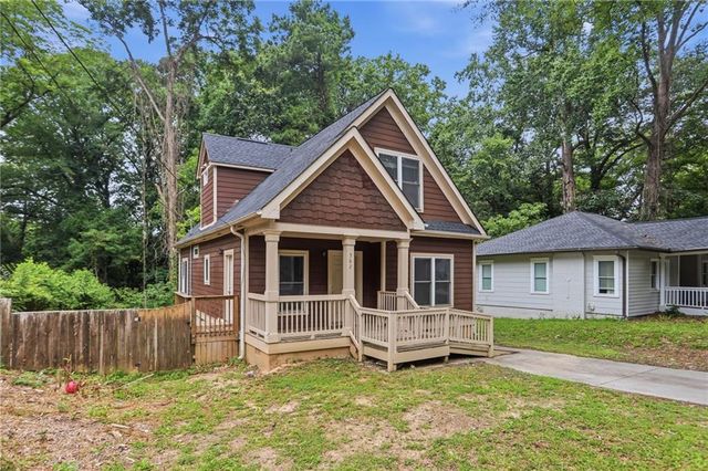 562 Woodlawn Avenue NW, Atlanta, GA 30318