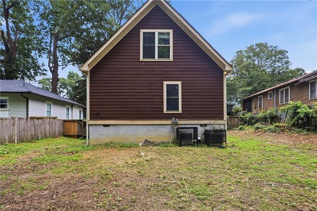 562 Woodlawn Avenue NW, Atlanta, GA 30318