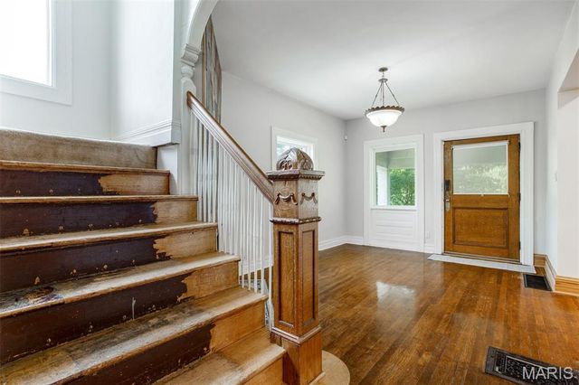 4256 Westminster Place, St Louis, MO 63108