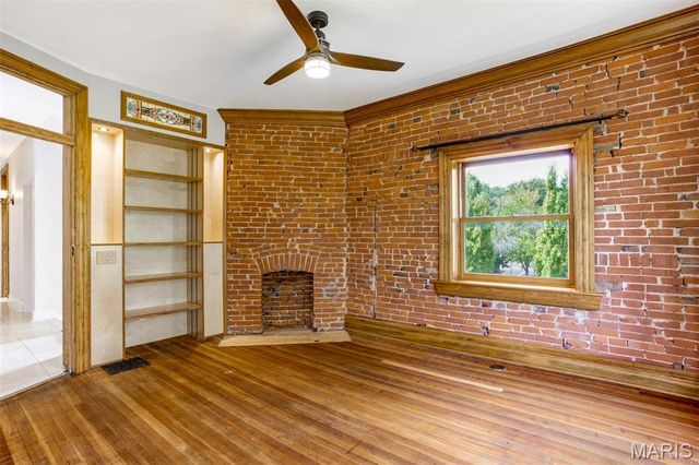 4256 Westminster Place, St Louis, MO 63108