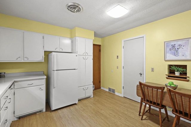 2138 E Johnson Street, Madison, WI 53704