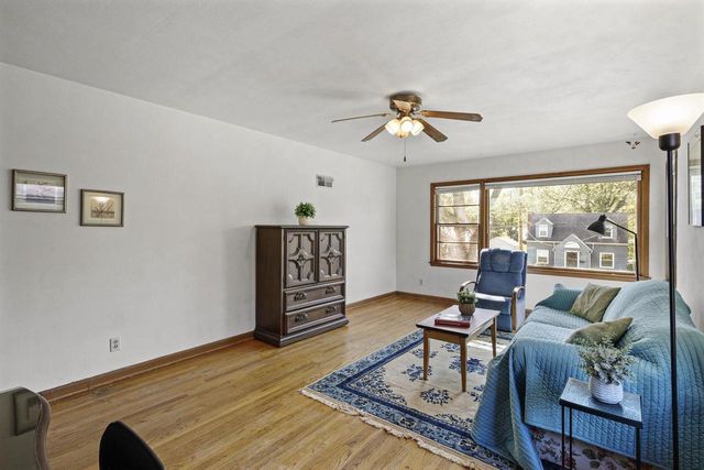2138 E Johnson Street, Madison, WI 53704