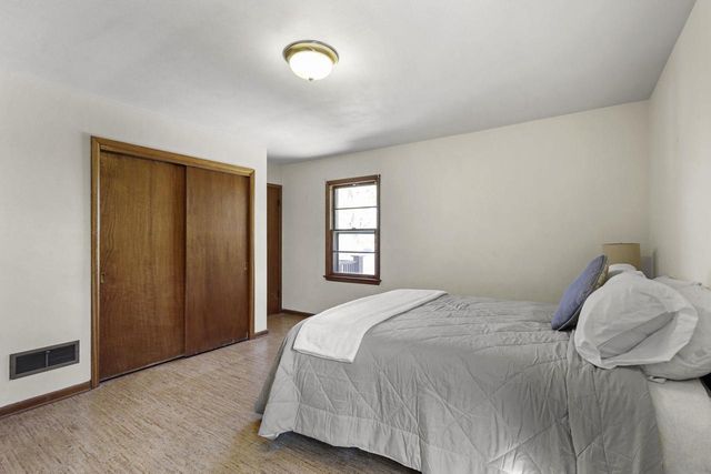 2138 E Johnson Street, Madison, WI 53704