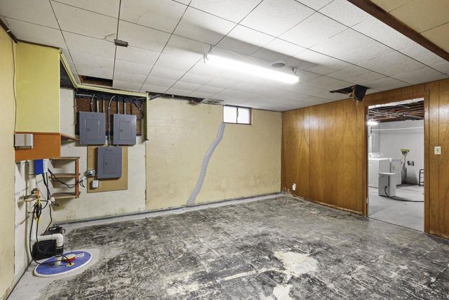 2138 E Johnson Street, Madison, WI 53704