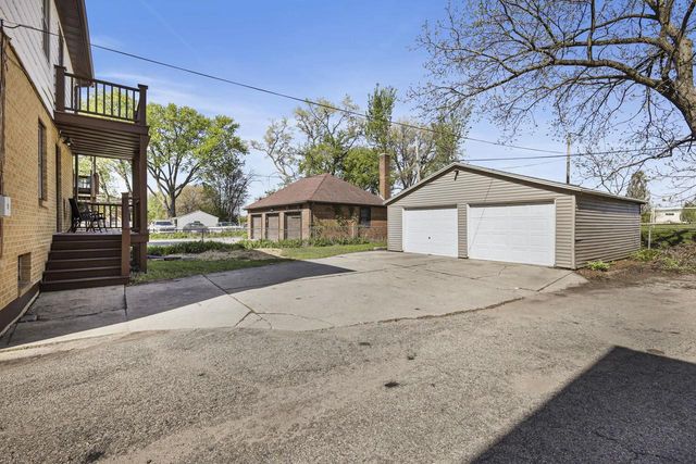 2138 E Johnson Street, Madison, WI 53704