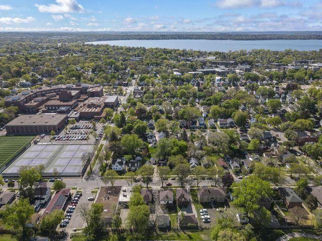 2138 E Johnson Street, Madison, WI 53704