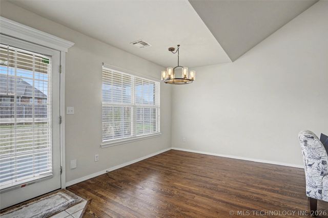 10009 E 98th Street North, Owasso, OK 74055