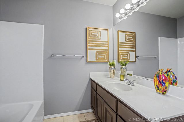 10009 E 98th Street North, Owasso, OK 74055