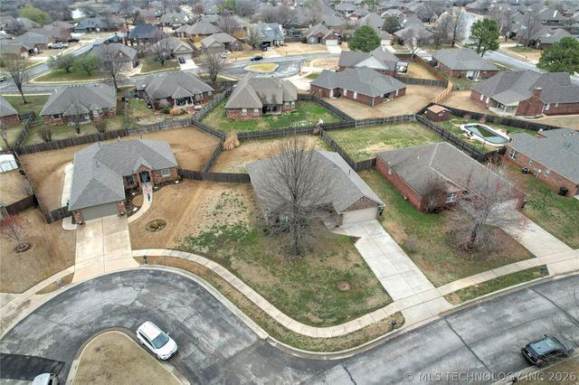 10009 E 98th Street North, Owasso, OK 74055