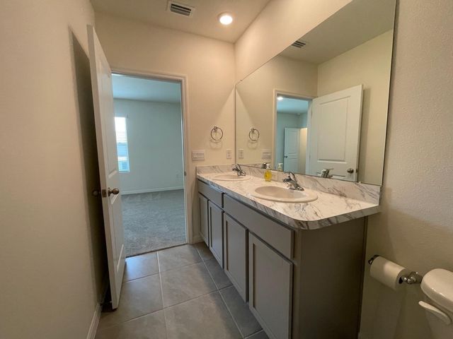 32930 REGENT CANAL STREET, Wesley Chapel, FL 33545