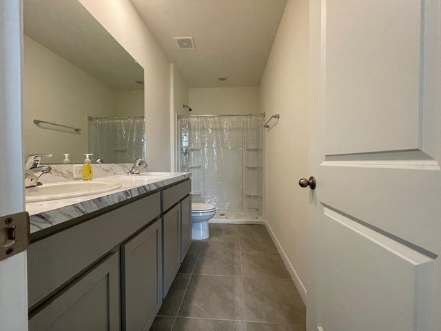 32930 REGENT CANAL STREET, Wesley Chapel, FL 33545