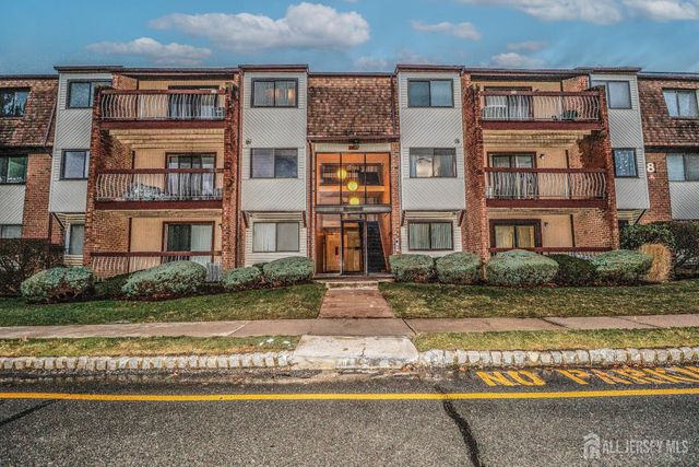 312 Edison Glen Terrace, Edison, NJ 08837