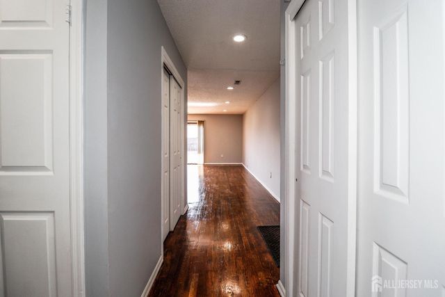 312 Edison Glen Terrace, Edison, NJ 08837