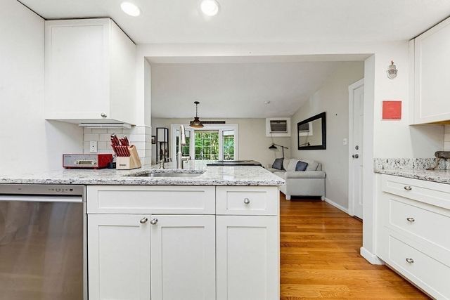 49 Ashcroft Rd, Sharon, MA 02067