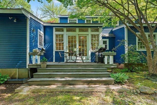 49 Ashcroft Rd, Sharon, MA 02067