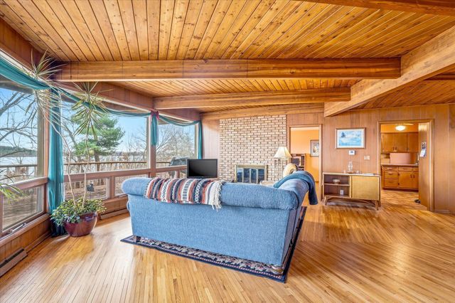 3790 Rustic Place, Shoreview, MN 55126