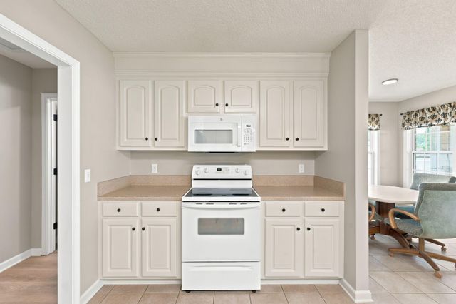 335 Trailwood Drive, Sumter, SC 29154