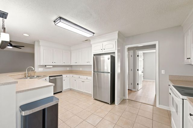335 Trailwood Drive, Sumter, SC 29154