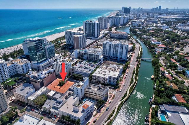 215 30th Street 6, Miami Beach, FL 33140