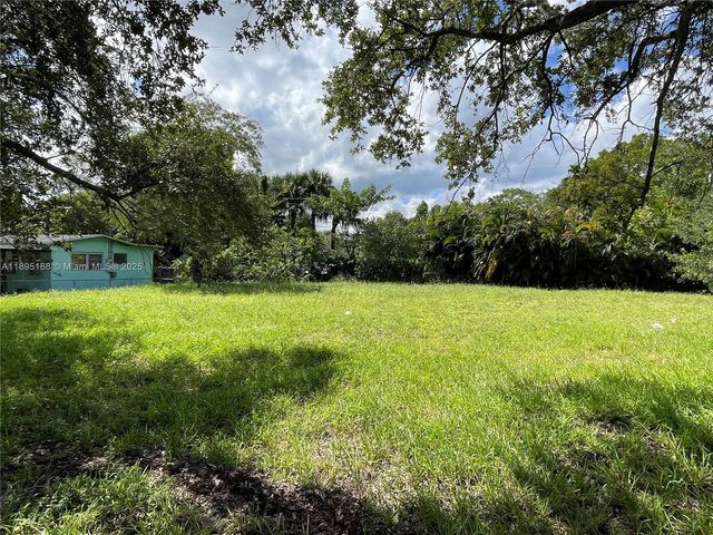 833 NW 12th Ave, Fort Lauderdale, FL 33311