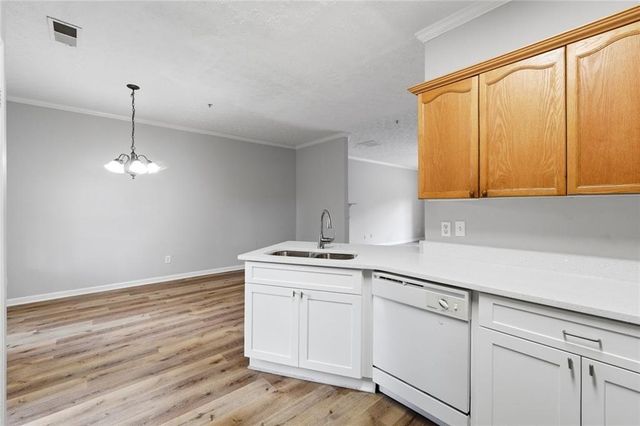 5072 Leeshire Trace, Tucker, GA 30084